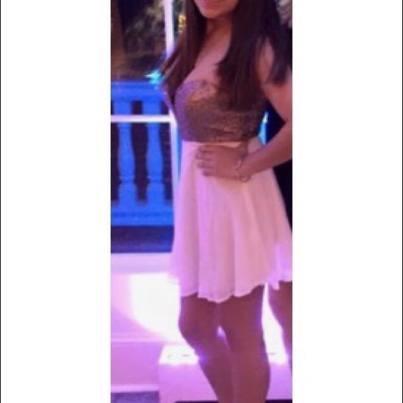 Semi Formal Dress - Picture 1 of 2